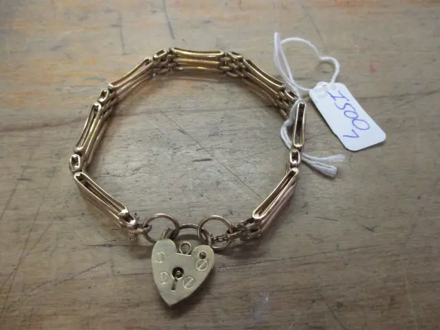 9ct Gold Gate Bracelet 14.4gm Image 1++