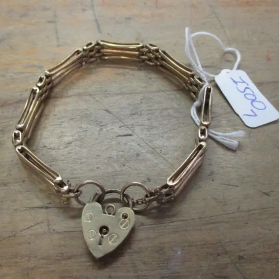 9ct Gold Gate Bracelet 14.4gm