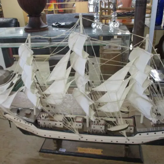 Model Boat