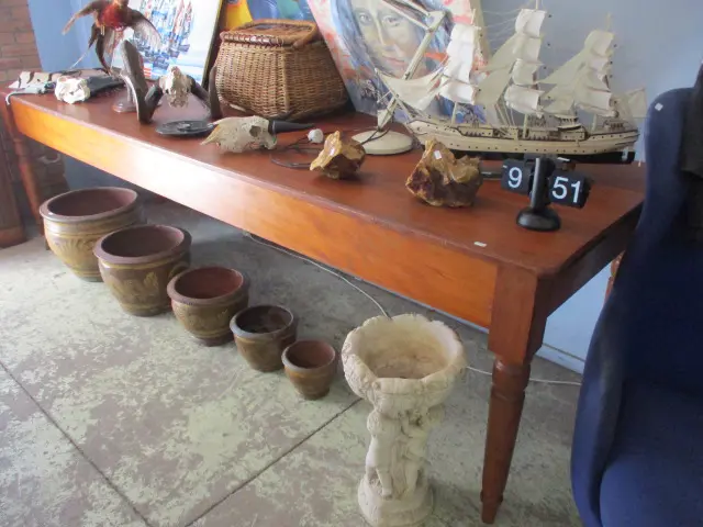 10ft Kauri Table Image 1++