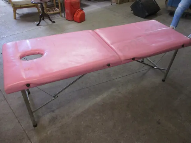 Massage Bed Image 1++