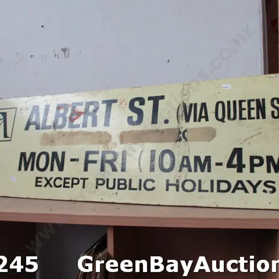 Auckland Transport Sign