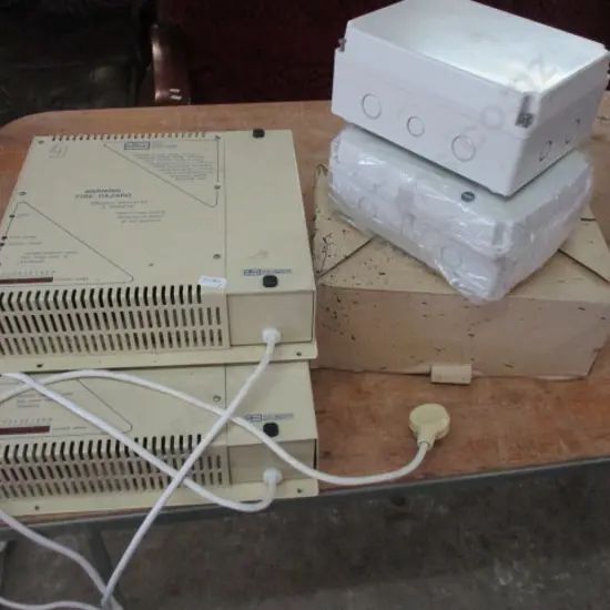 2 Voltage Rectifiers and 2 Boxes