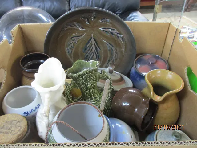 Collectable Pottery Image 1++