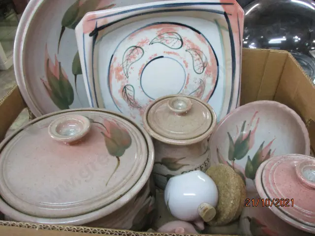 Collectable Pottery Image 1++