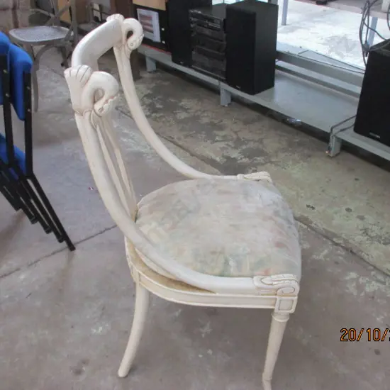 Swan Chair