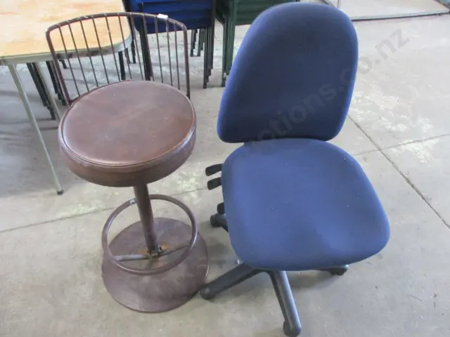 Chair and Stool Image 1++