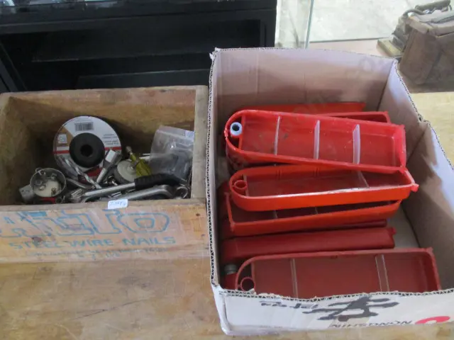 Tools and Stands Image 1++