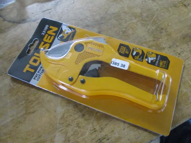 Pipe Cutter Image 1++