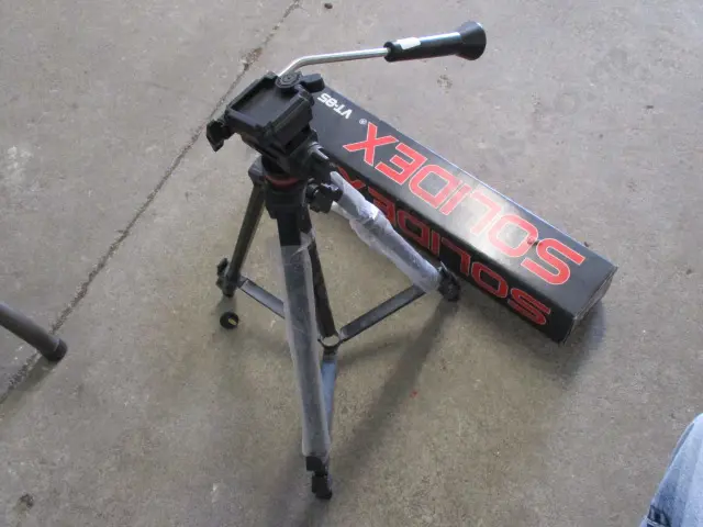 Tripod Image 1++